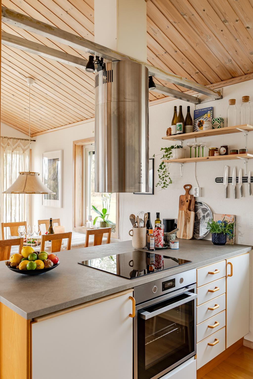 Köksdelen - öppet mot storstugan