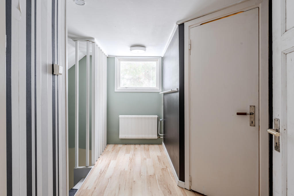 Hall på övre plan. 