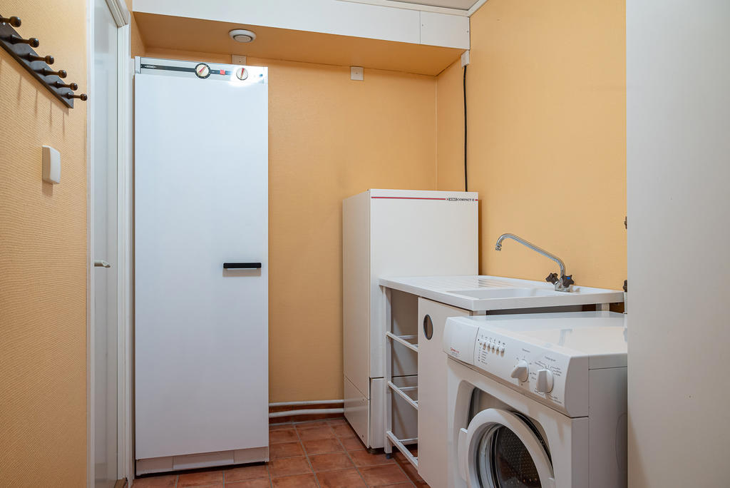 Tvättstuga med klädkammare