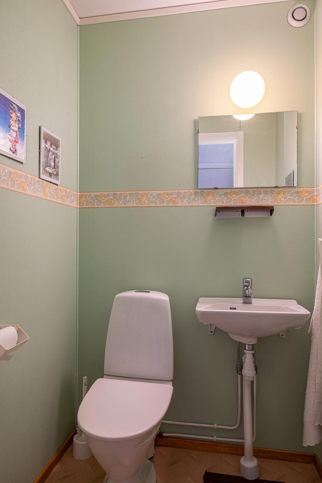 WC-rum på entréplan