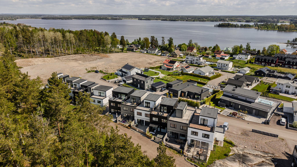 Bild 2 från Svensk Fastighetsförmedling