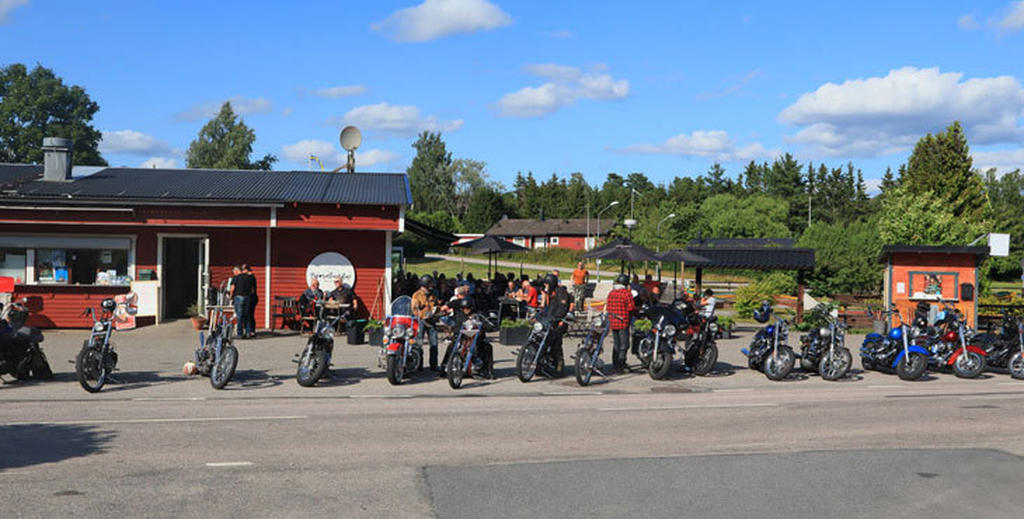 En solig dag med många gäster