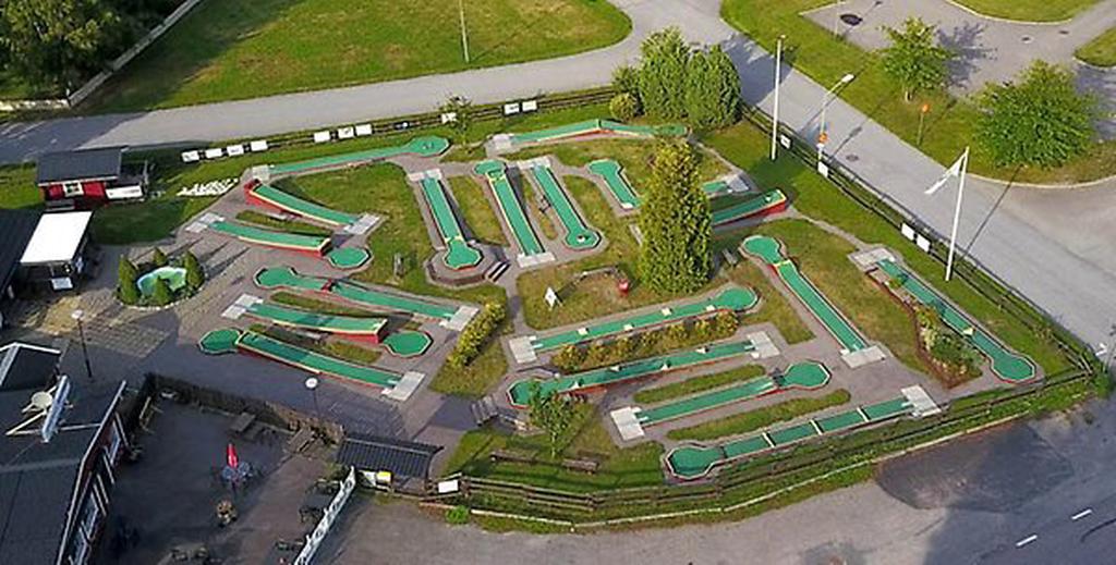 Minigolfbanan (äldre bild)