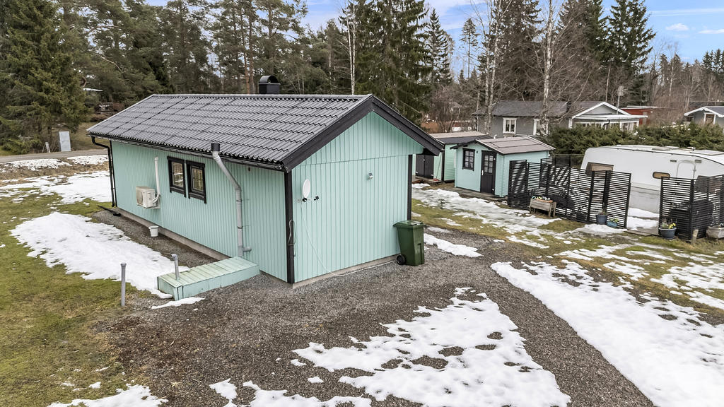 Grusad yta med plats för bilar