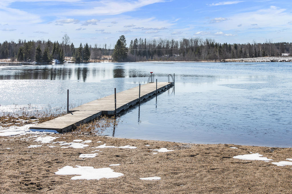 Brygga till sommarens sköna bad