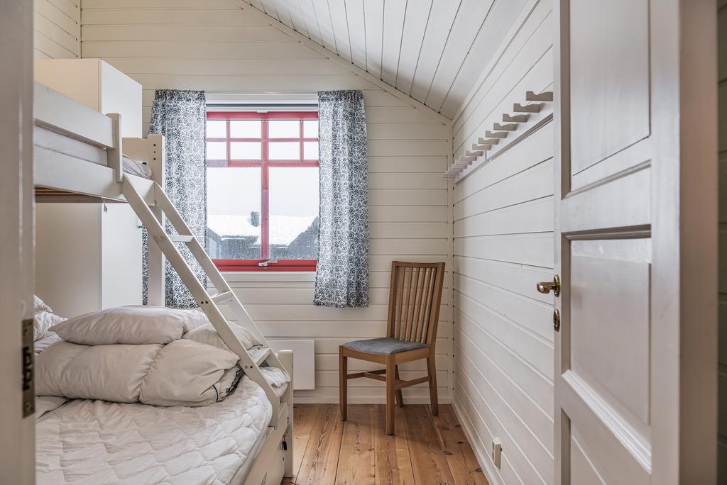 Sovrum 2, övre plan 