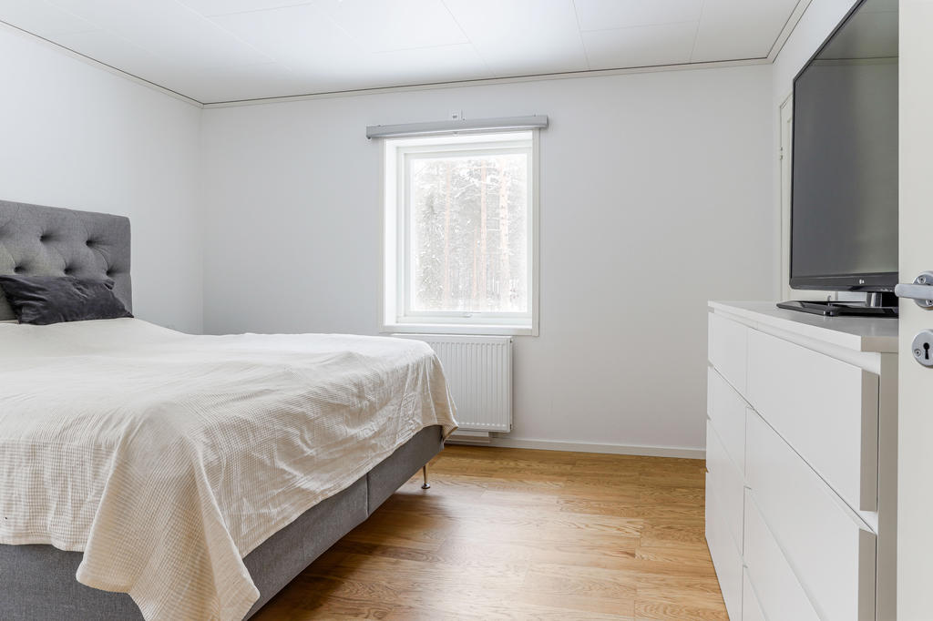 Sovrum 3 med klädkammare