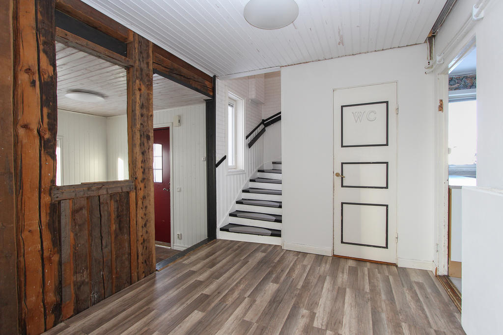 Hall