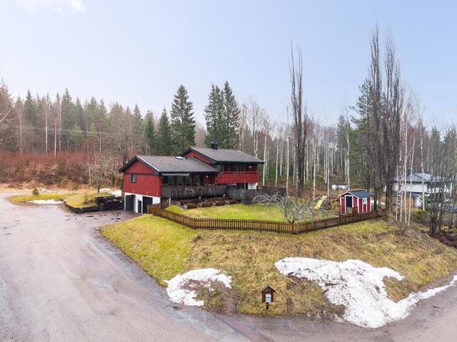 Välkommen till Låås-Persväg 1!