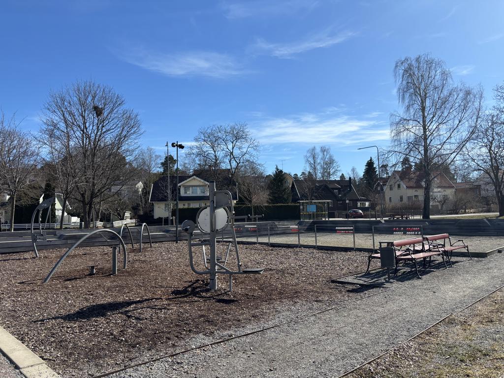 Utegym och boulebanor