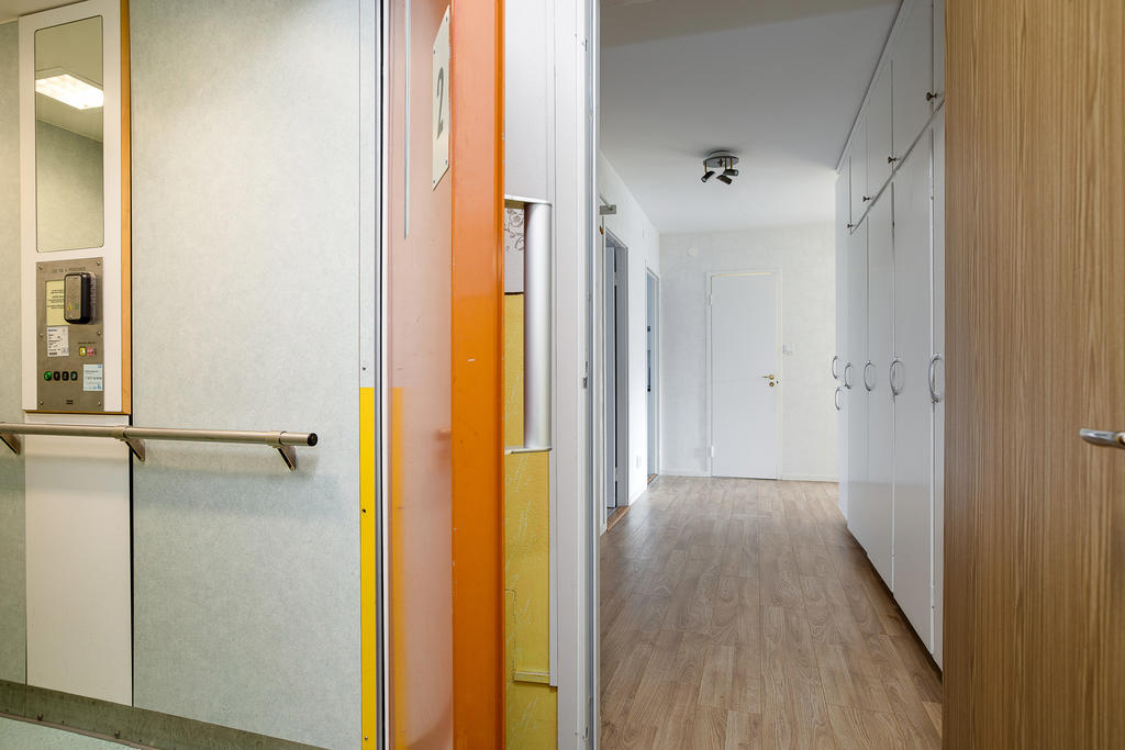 Från hissen diret in till bostaden