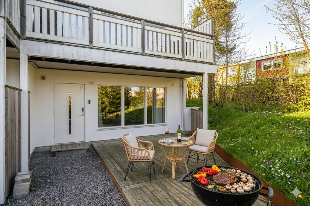 Lägenheten, nedre del i radhusgavel