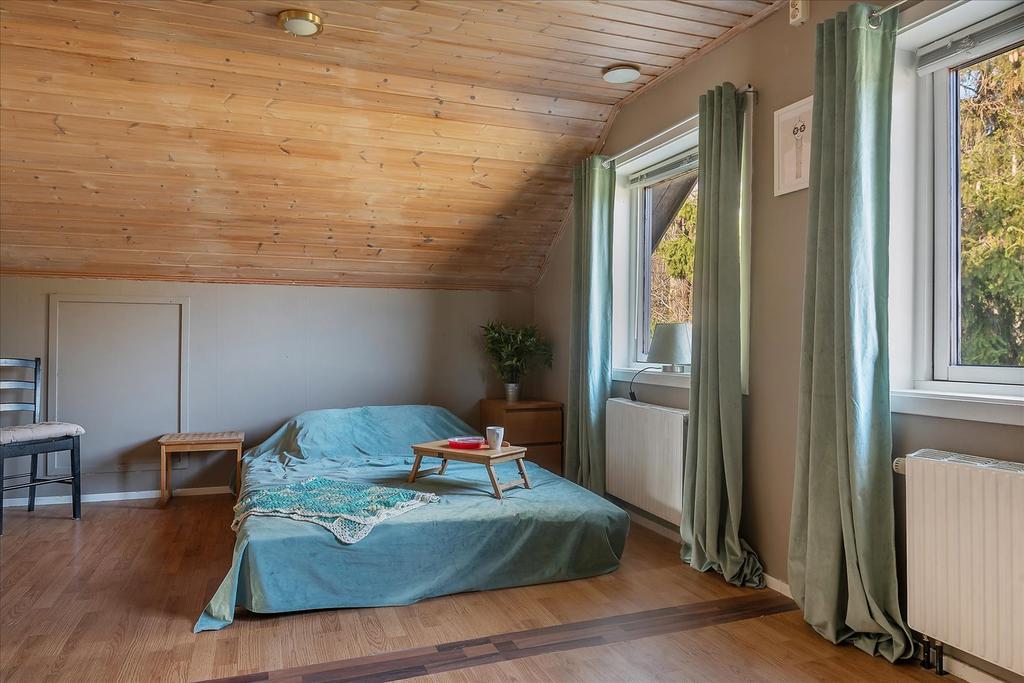 Sovrum 2 ovanvåning