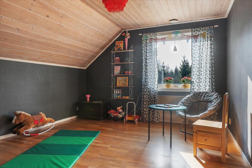 Sovrum 3 ovanvåning