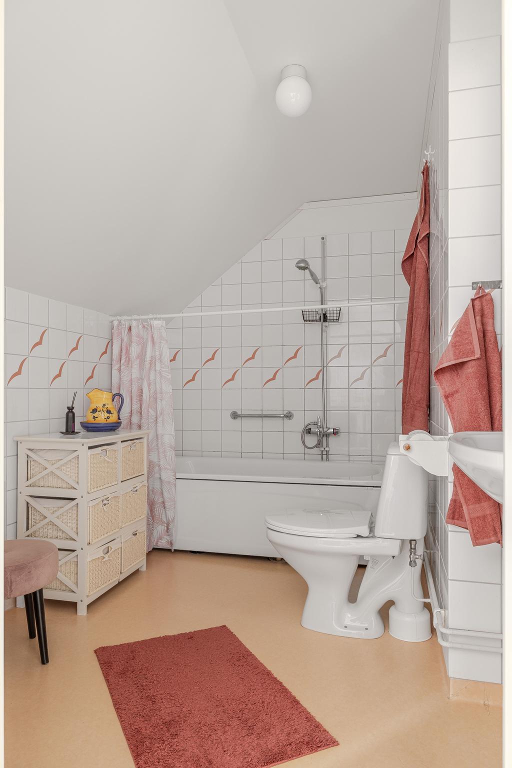 Badrummet på övreplan.