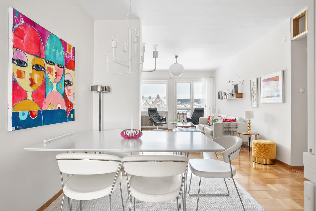 Matplatsen mot vardagsrummet