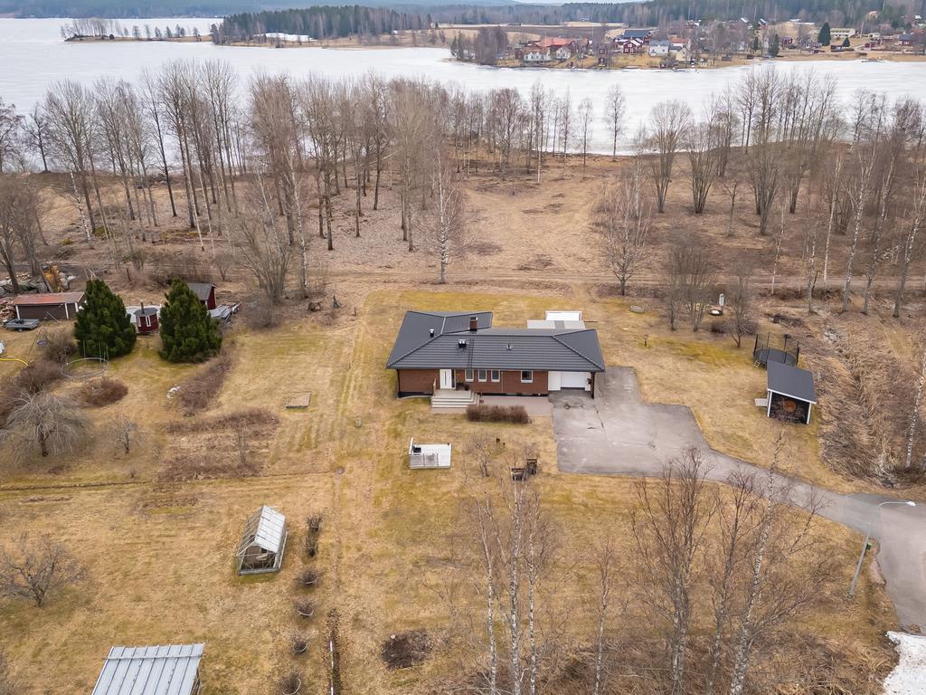 Vy över fastigheten