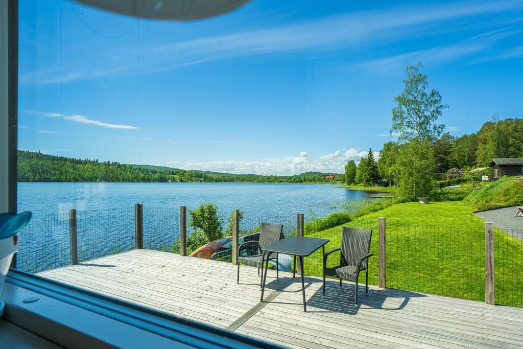 Uteplats sjöstuga