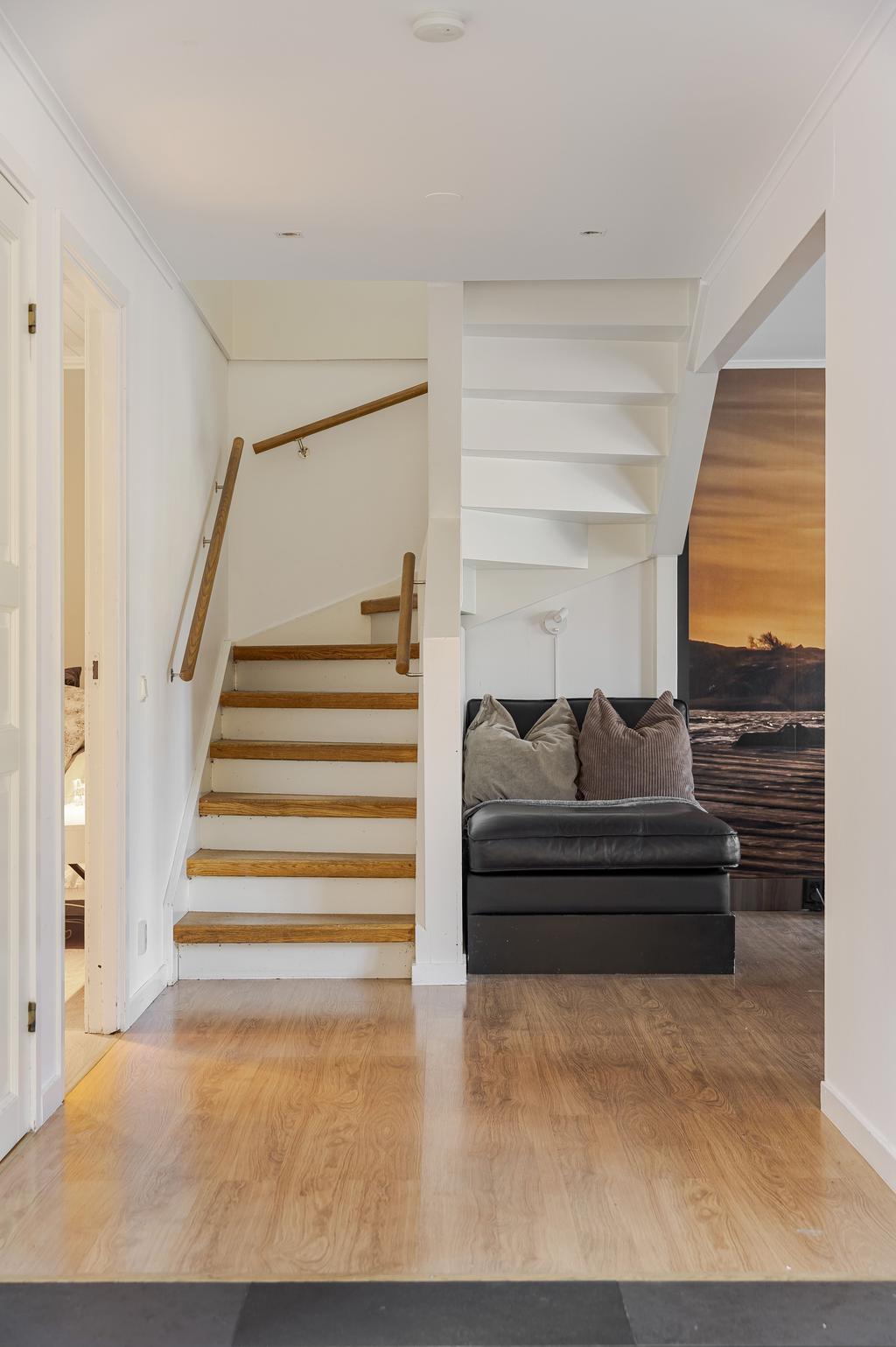 Trappa till andra våning 