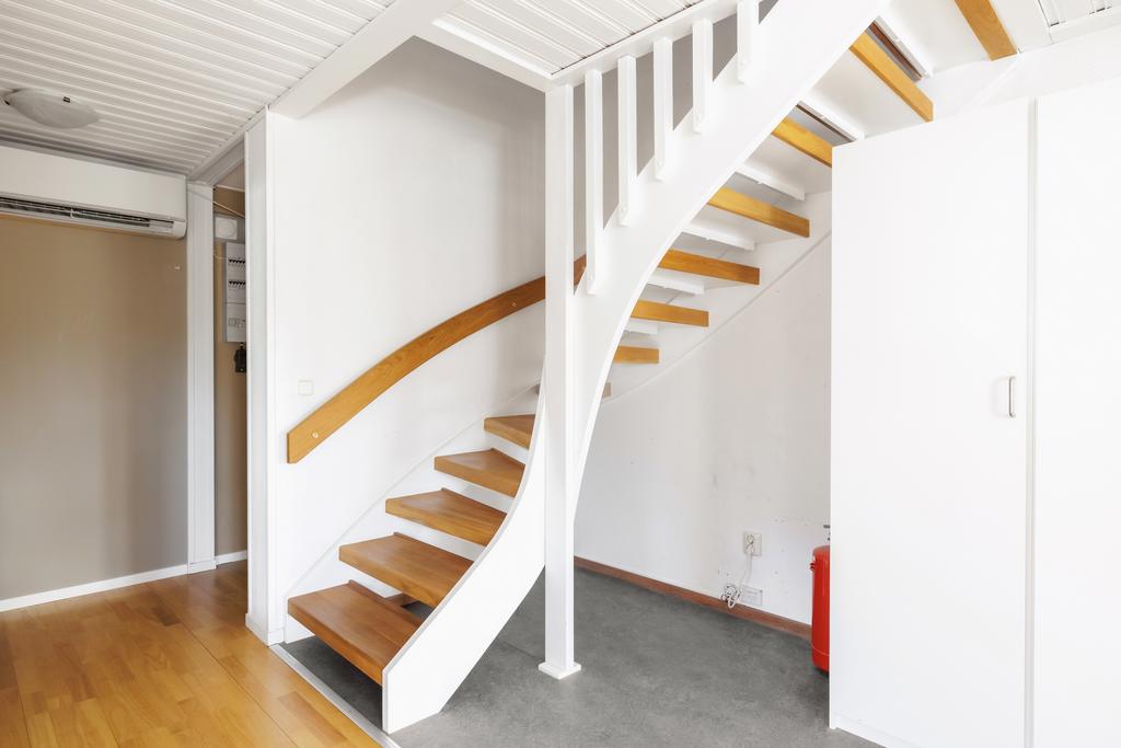 Trapp till övre plan