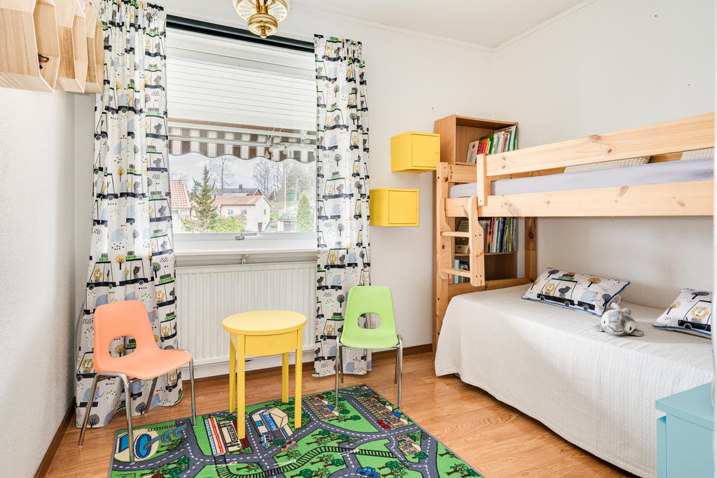 Sovrum 3-entréplan.