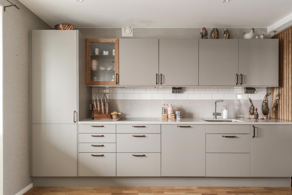 Stilrent kök med bra förvaring