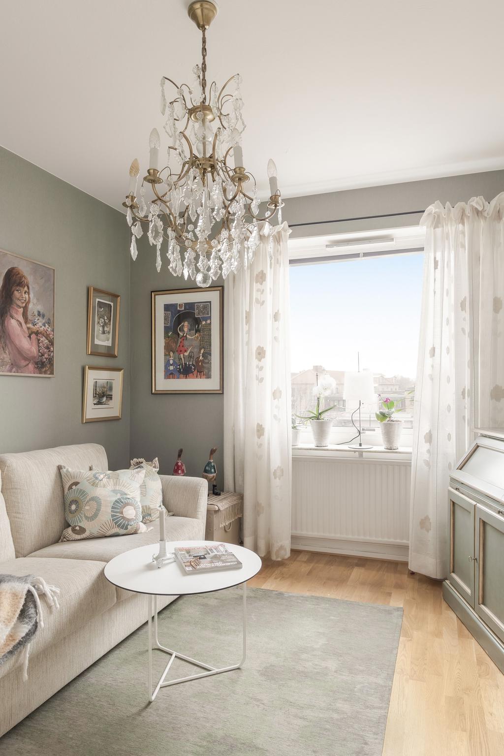 Ljust och rofyllt sovrum