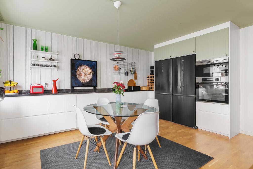 Kök, nyrenoverat 2025 och 2018