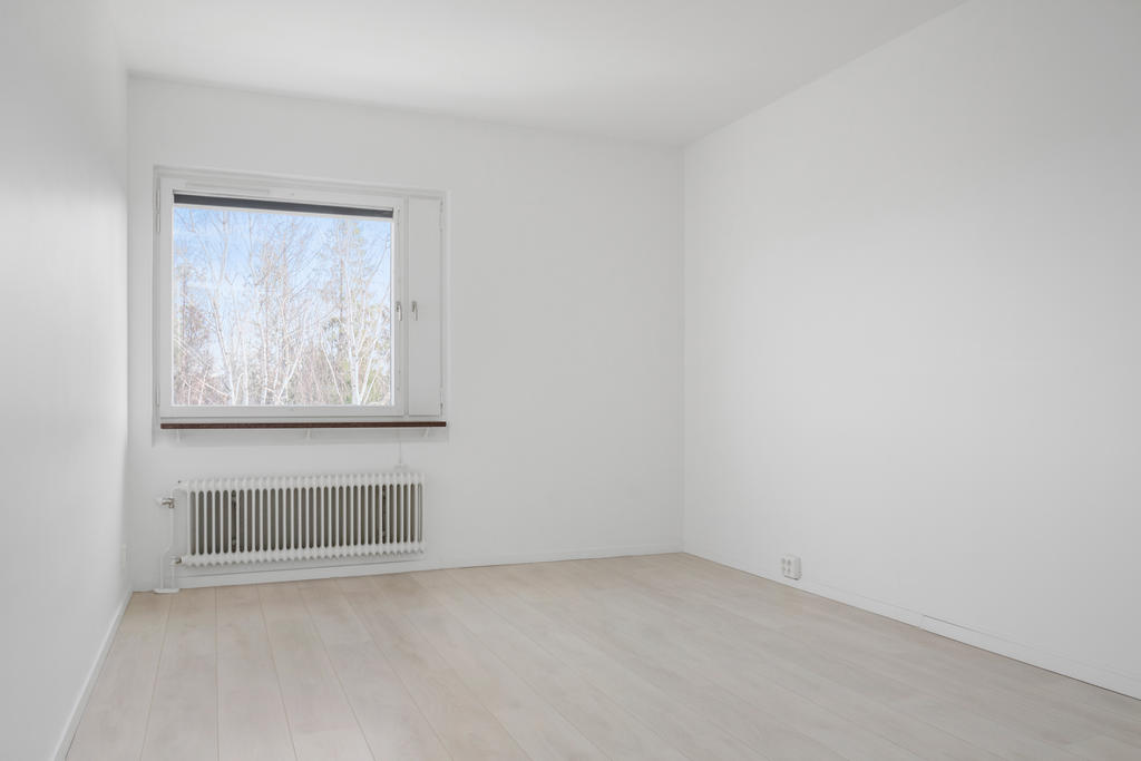 Stort ljust sovrum med mäktig vy!