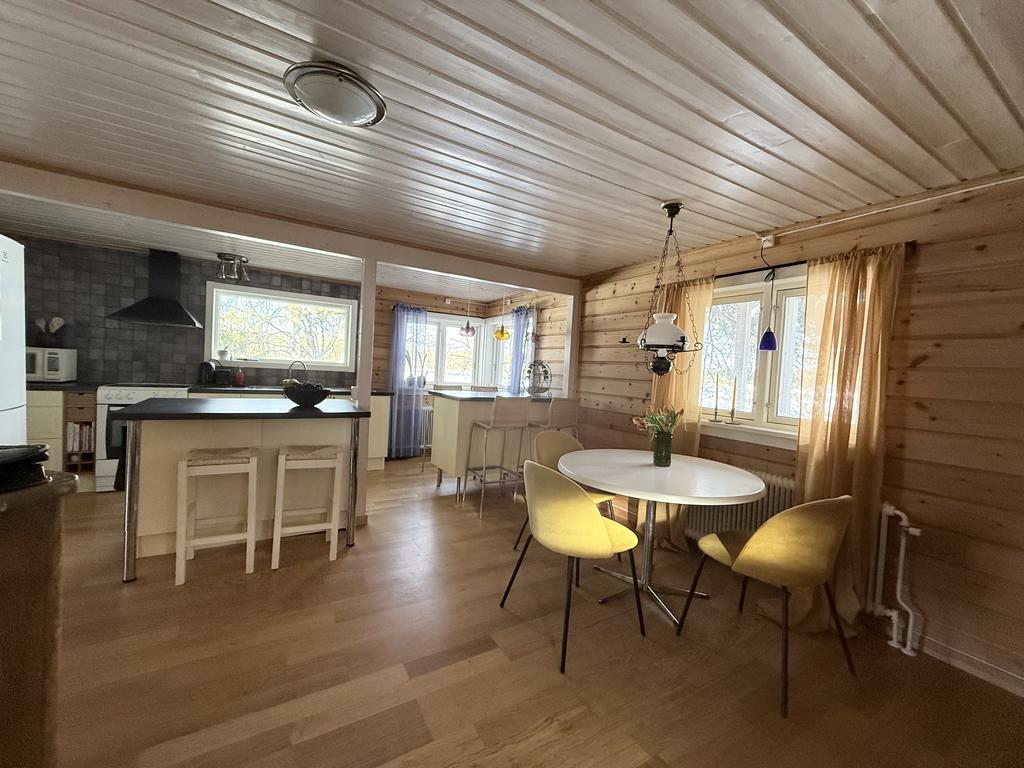 Entré matavdelning kök