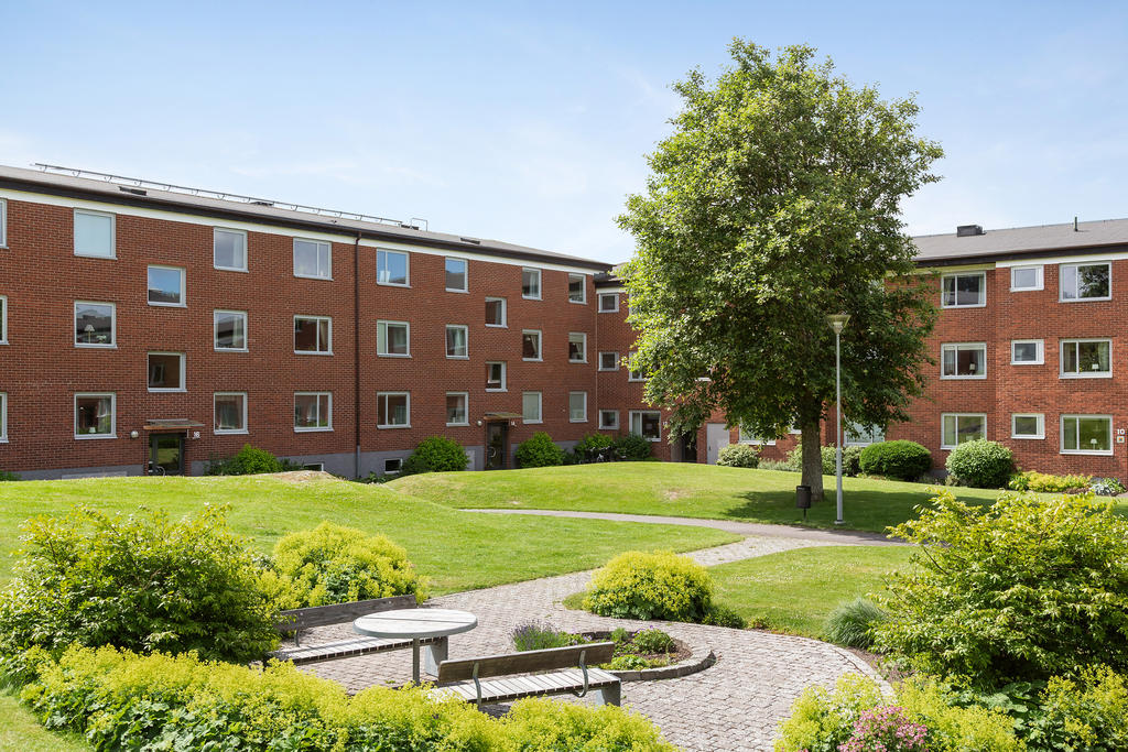 Trevlig och välvårdad gårdsmiljö 