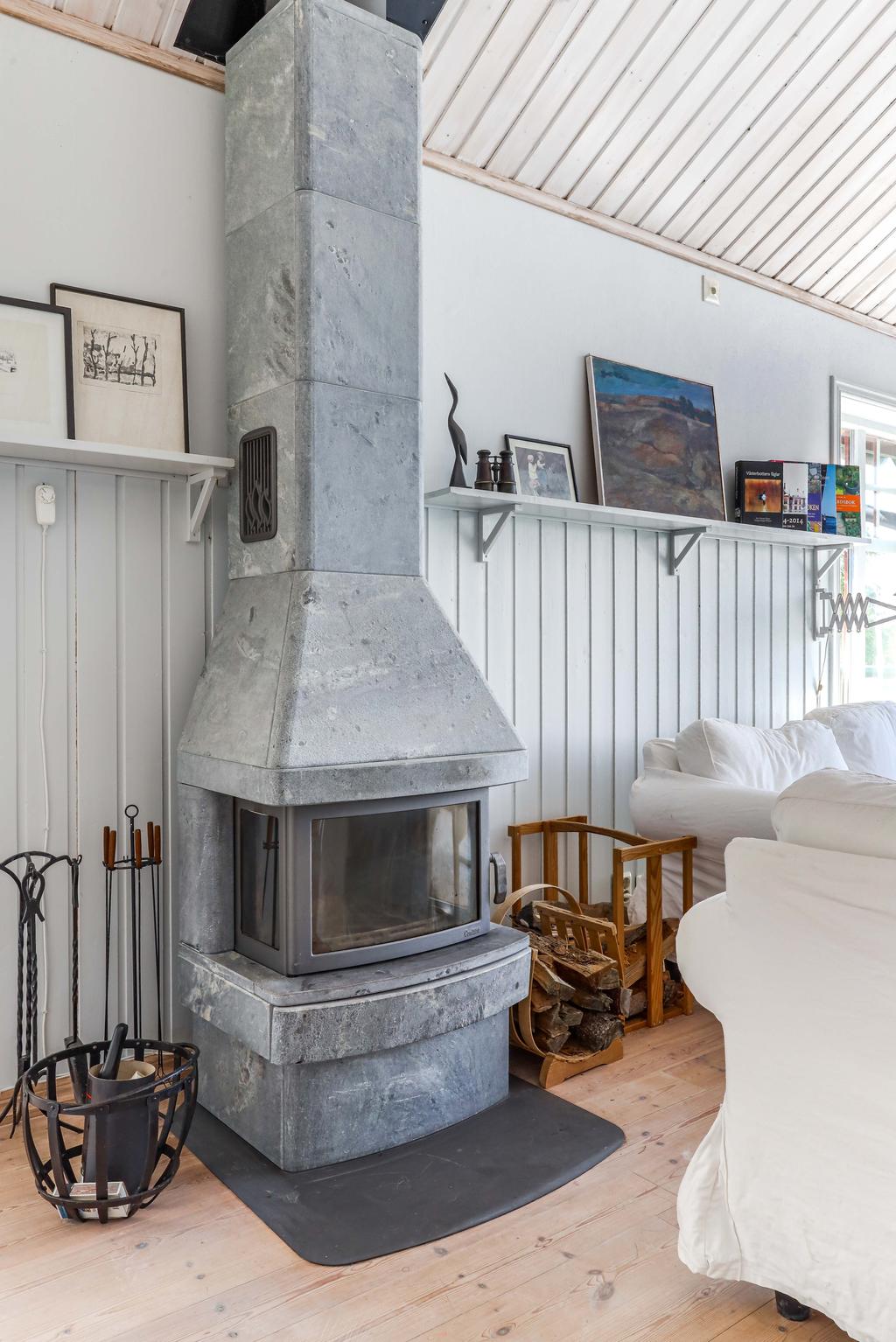 Täljstenskamin i storstugan