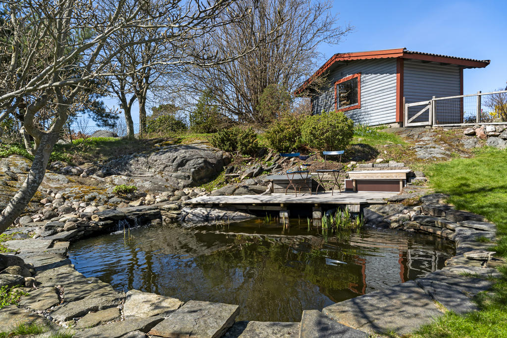 ..och den egna dammen