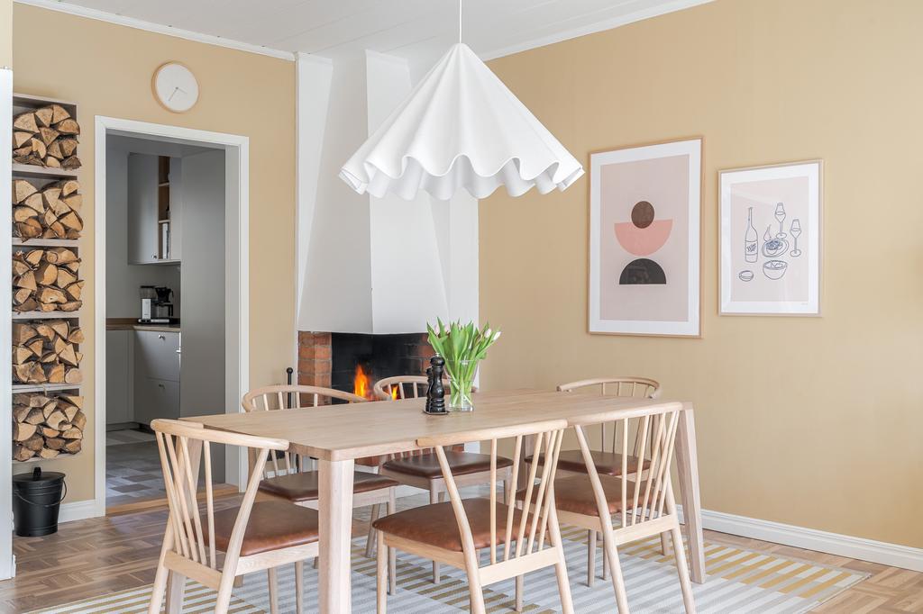 Matplats vid den öppna spisen