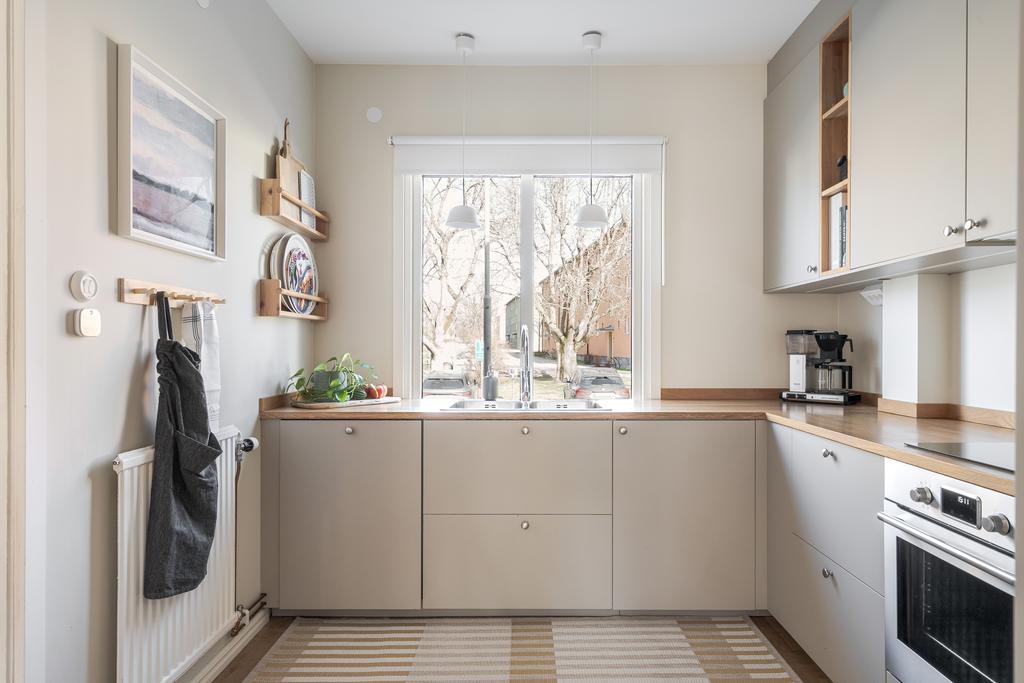 Sobra kulörval genomgående i bostaden