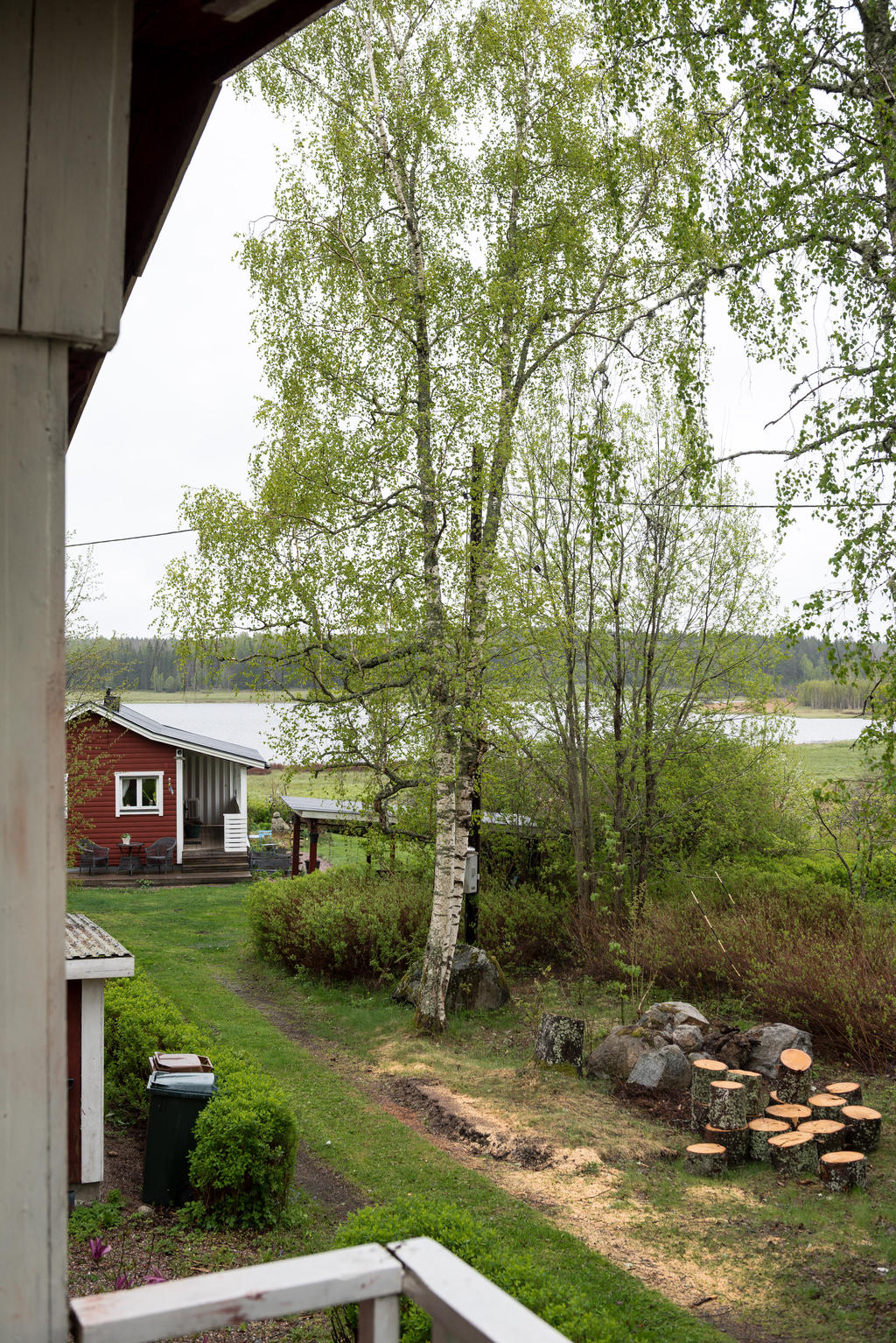 Vy mot sjön.