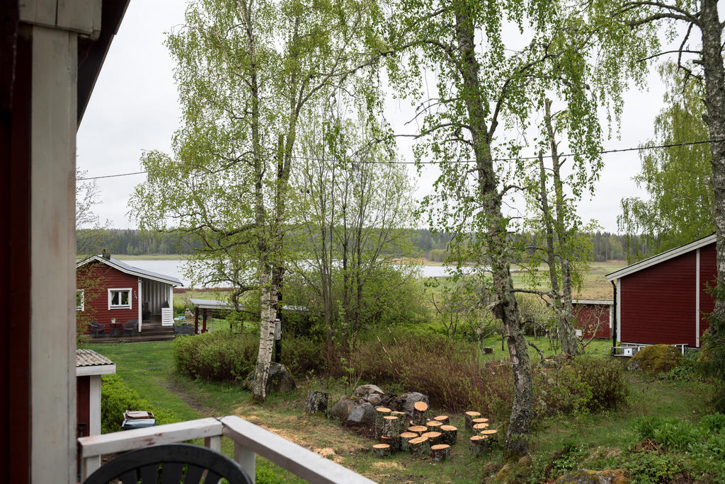 Vy mot sjön.