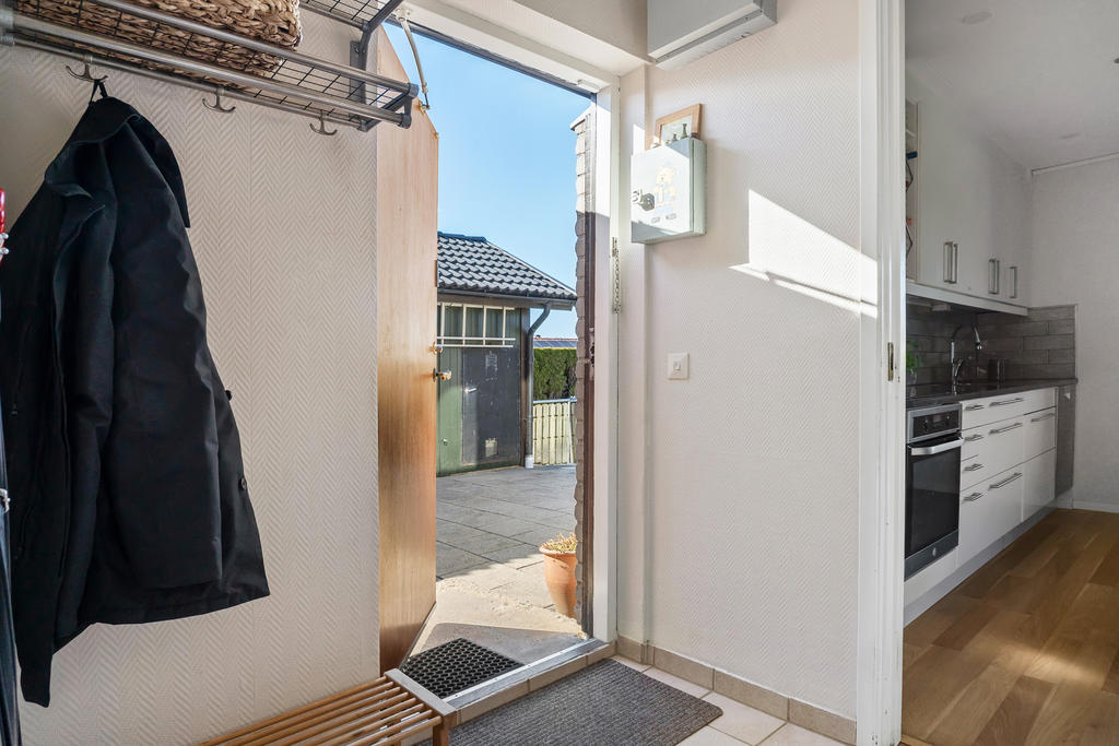 Grovingång från uppfarten