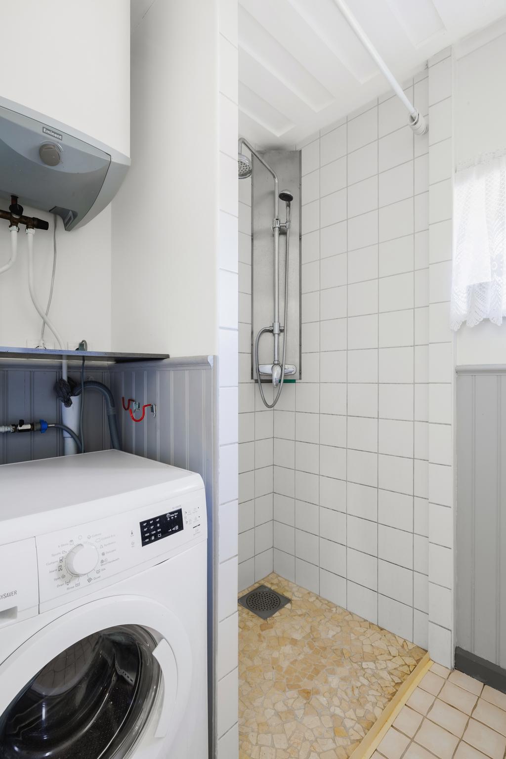 Dusch och tvättmaskin