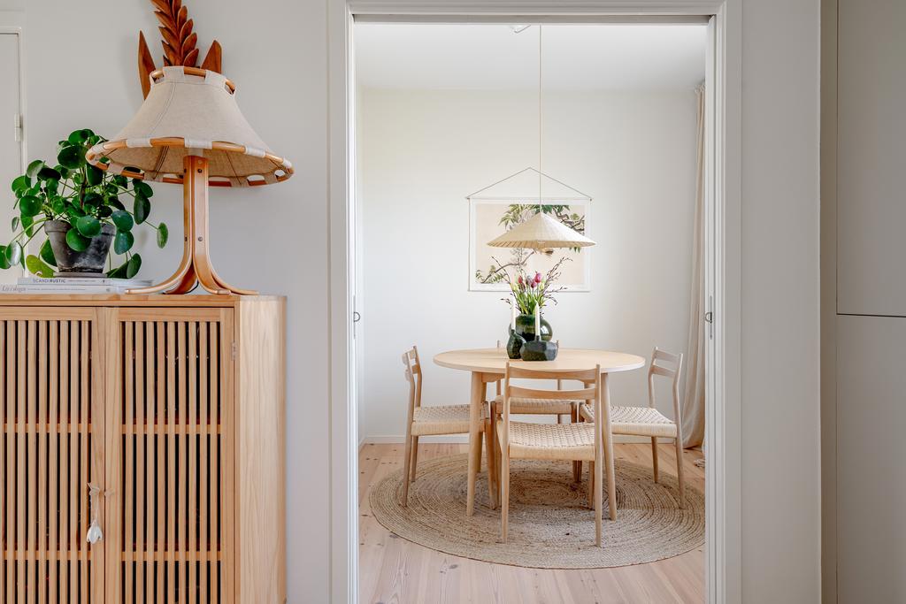 Från köket mot matrummet 