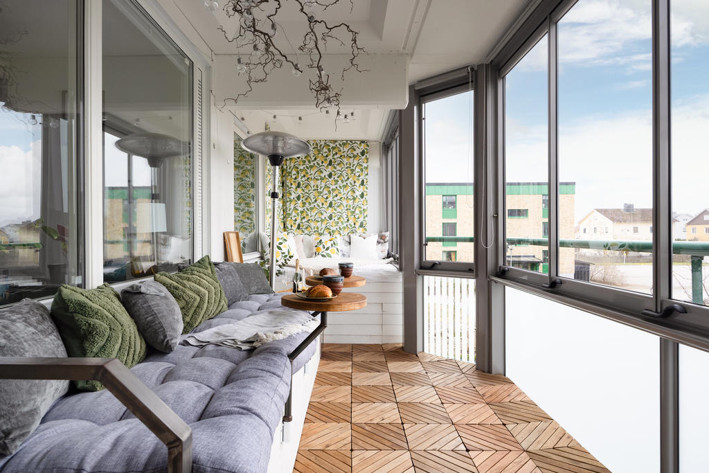 Gott om sittplatser och inbyggd infravärme