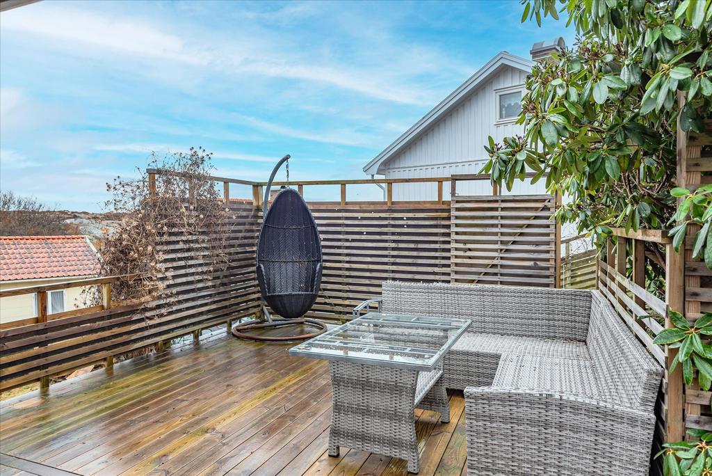 Härlig altan med vindskydd