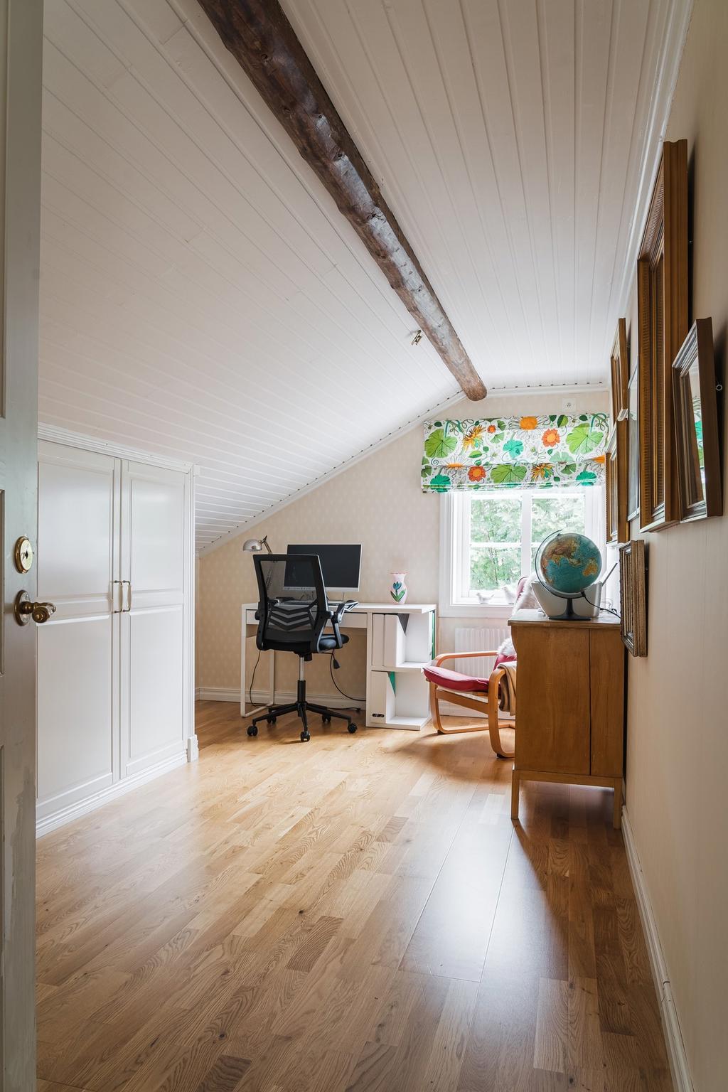 Sovrum 3 på övre plan