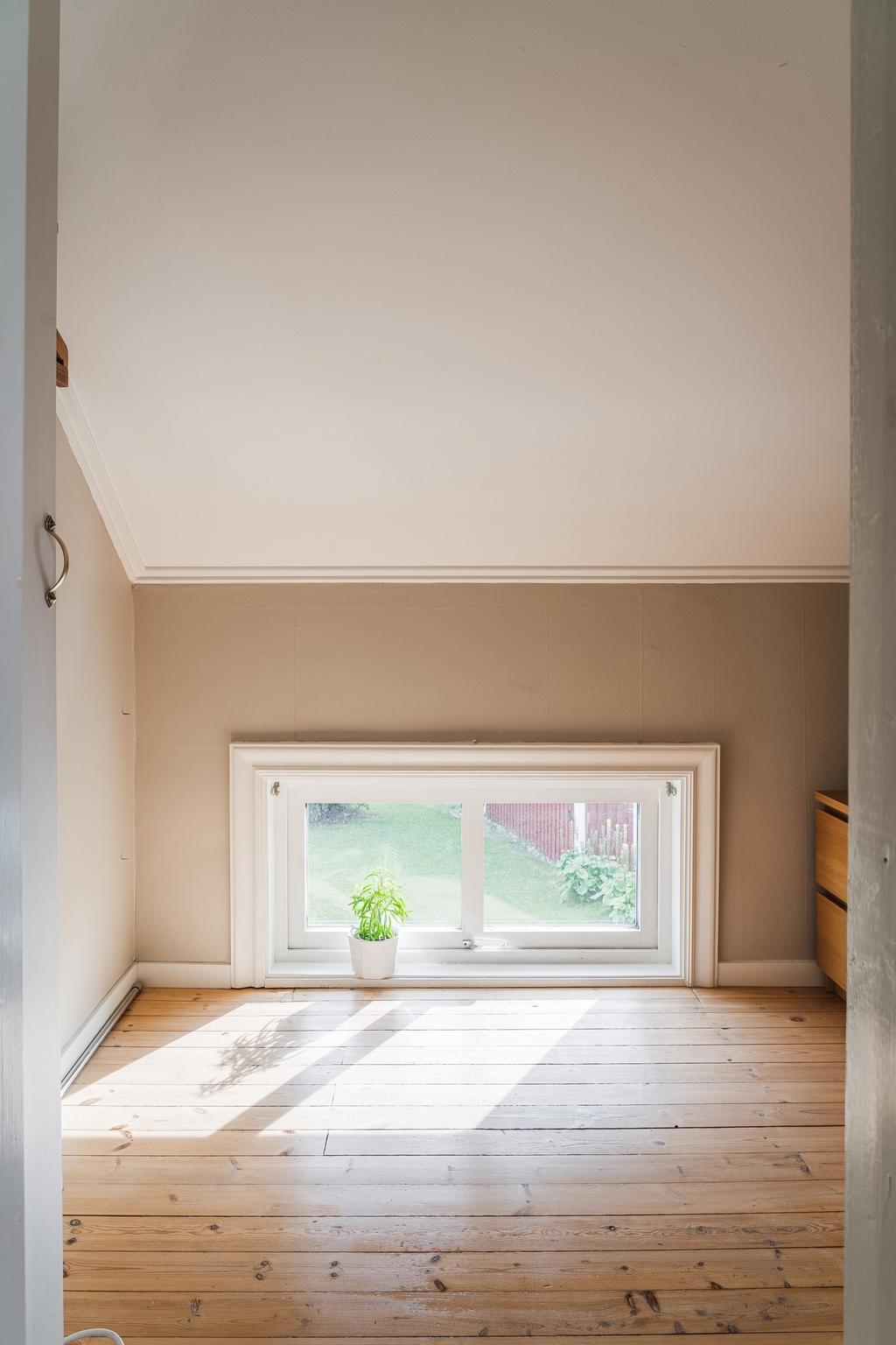 Klädkammare intill sovrum 1