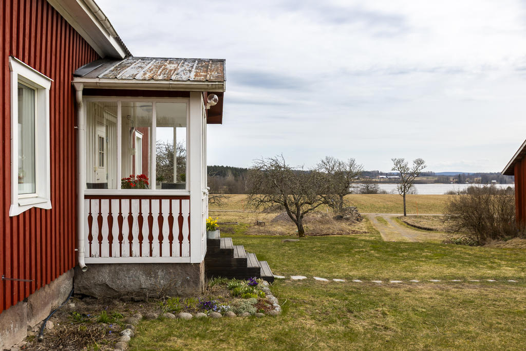 Nere vid sjön finns fina badmöjligheter