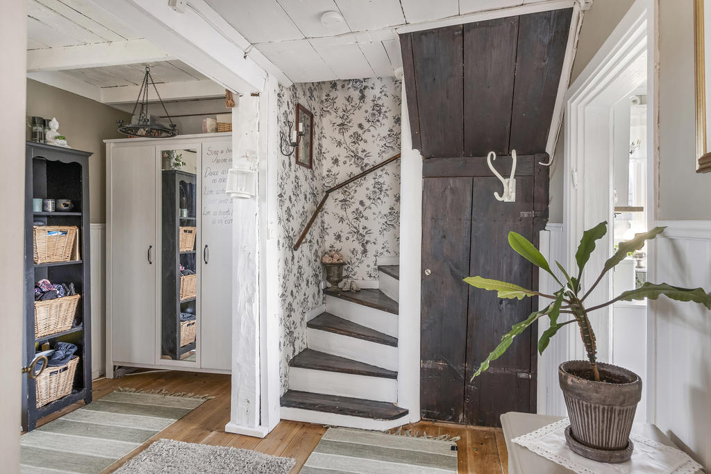 Trapp till övre plan