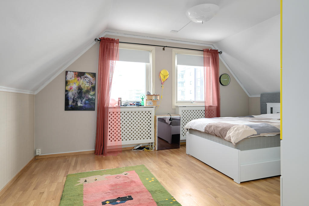 Sovrum 2, kan lätt bli 2 sovrum