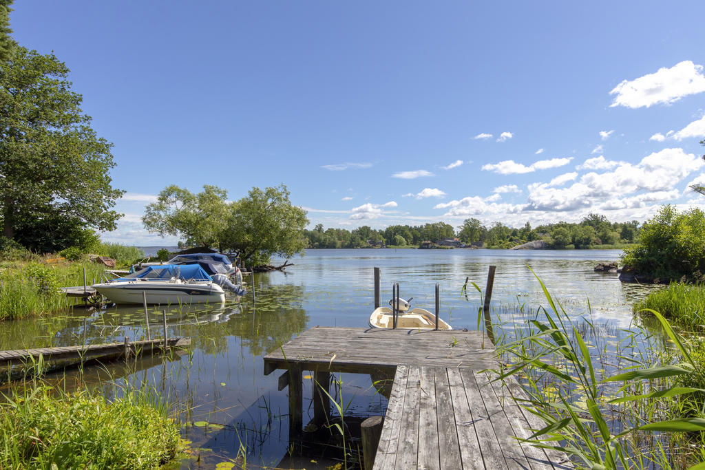 Fler bryggor i området 