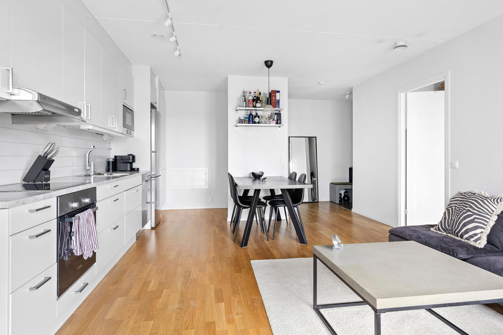 Kök, vardagsrum och matplats