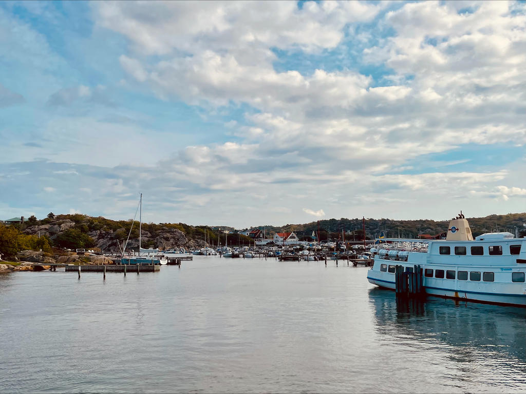 Saltholmen tar dig enkelt ut till öarna